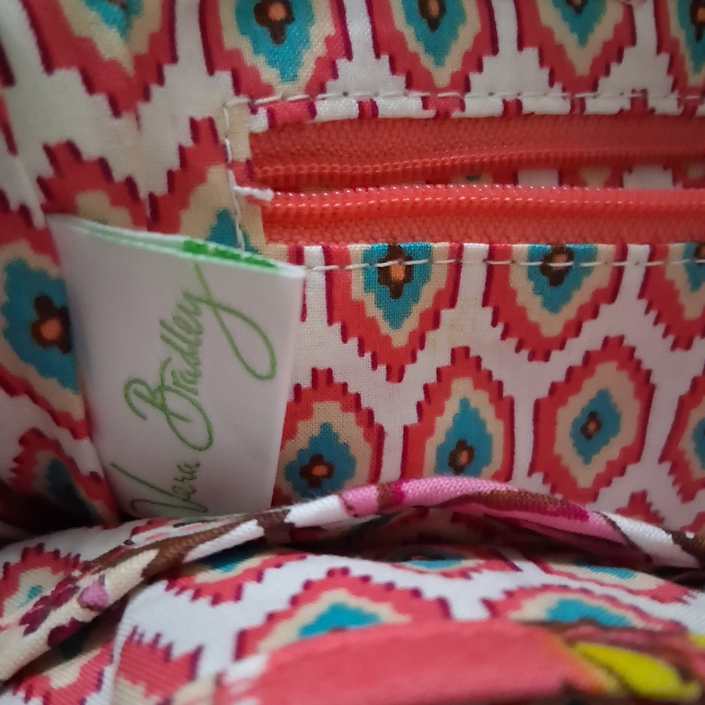 Vera Bradley Call Me Coral Kisslock Metal Clasp Shoulder Bag - Picture 3 of 8